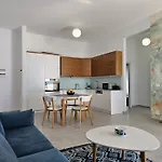 Apartment Wonderful Sea View In 031 *