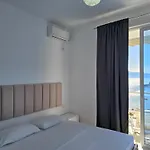 Wonderful Sea View In 031 Apartment